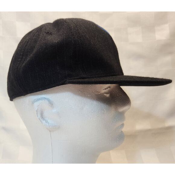 Super Mario Adult Snapback Hat Embroidered Gray White Pinstripes - Picture 4 of 8